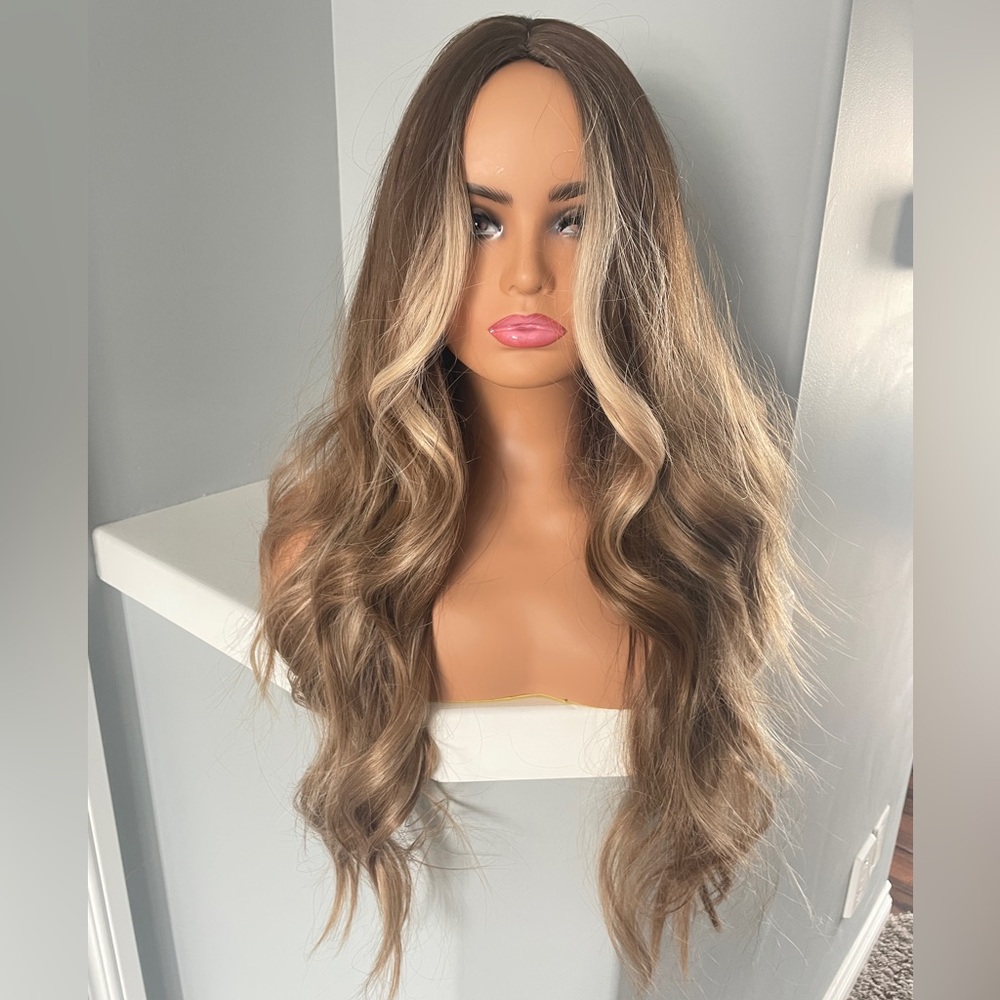 Natural Brown Balayage Long Wavy Wig with Blonde Highlights